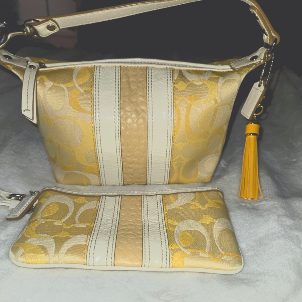 Coach Y2k Hampton Baggette Yellow and Cream Wristlet Set